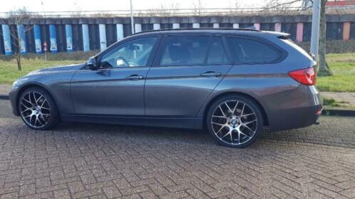 MOOIE BMW 318d business Touring 2014 Leder, 19 inch, Navi