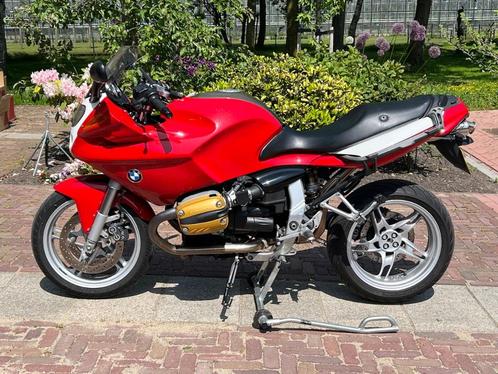 Mooie BMW R1100 S uit 2000 - 66.500 km