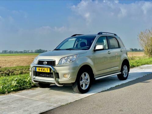 Mooie daihatsu terios 1.5 2wd trophy beige metallic 2010