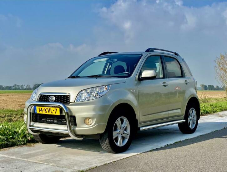 Mooie daihatsu terios 1.5 2wd trophy beige metallic 2010