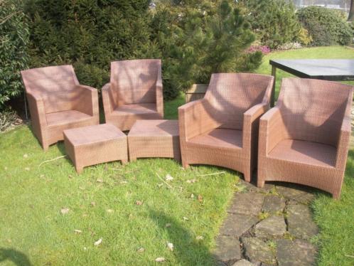 Mooie DEDON tuinset met mooie dikke kussens 