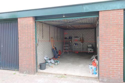 Mooie droge garageboxopslagruimte te huur in Woerden