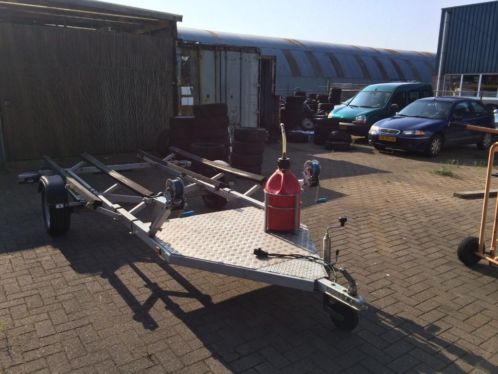 Mooie dubbele trailer voor jetski of waterscooter