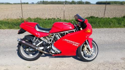 Mooie Ducati 750ss 