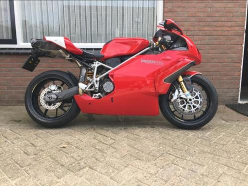 Mooie Ducati 999s monoposto