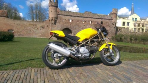 Mooie Ducati Monster 600