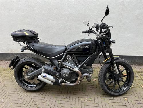 Mooie Ducati Scrambler 800 custom