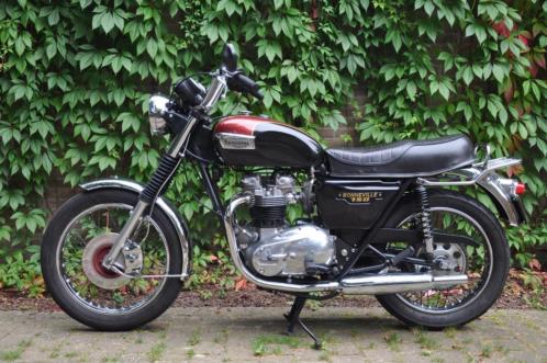 Mooie en technisch zeer goede Triumph Bonneville 750