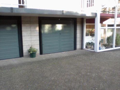 Mooie garagebox, zijweg Asselsestraat in Apeldoorn