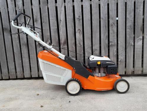 Mooie goed onderhouden Stihl RM 650 V benzine grasmaaier