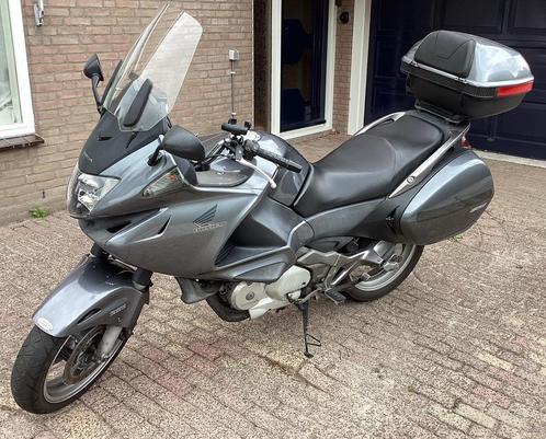 Mooie Honda deauville NT700