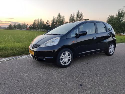 Mooie Honda Jazz 1.2 2011 Zwart met APK en winterbanden