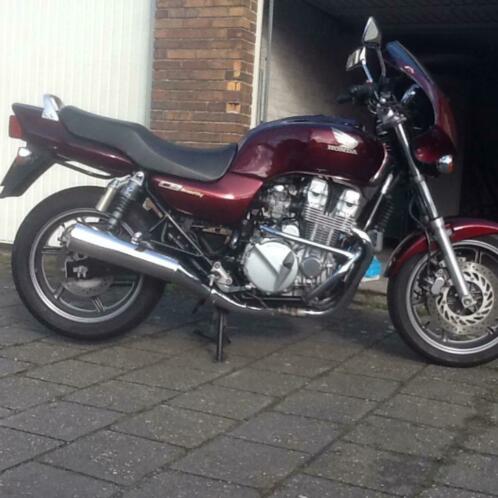 Mooie Honda Sevenfifty te koop 