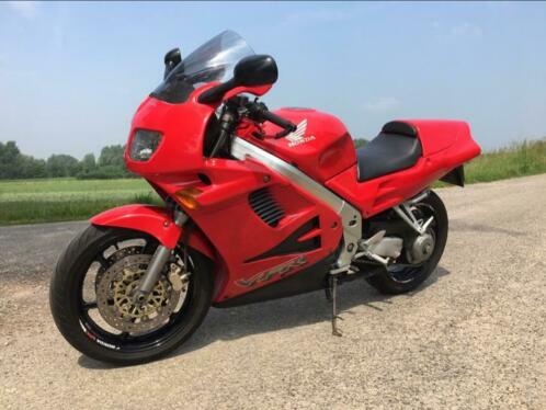 Mooie Honda vfr 750 rc36 