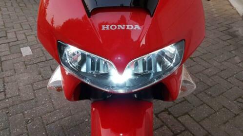 Mooie Honda VFR800FI