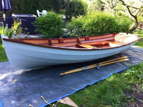 Mooie houten roei,- en motorsloep 14 voet