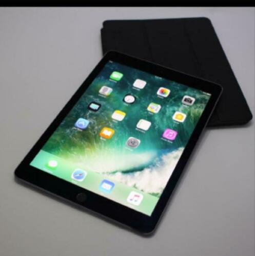 Mooie iPad pro 9,7 Space gray 32 Gb WiFi amp 4G