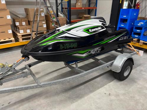 Mooie Kawasaki SX-R 1500 met trailer