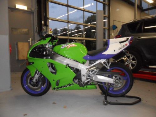 Mooie Kawasaki ZX7R te koop