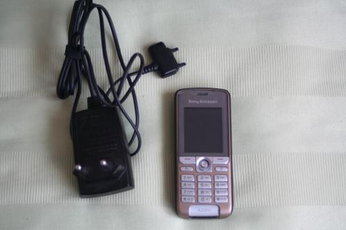 mooie mobiele telefoon sony ericsson k 320 i