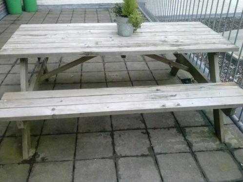 Mooie picknicktafel