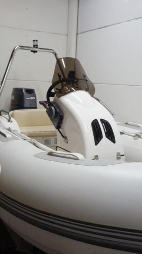 mooie rubberboot met 30pk Yamaha motor