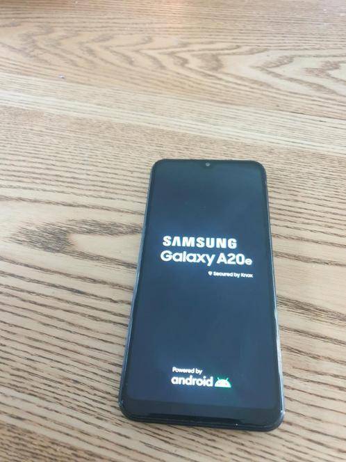 Mooie Samsung galaxy a20e .