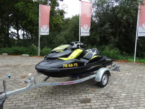 Mooie Seadoo RXP 260 met 31 vaaruren inclusief trailer