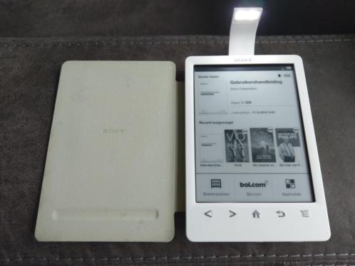 Mooie Sony Prs-T3 ereader met prs T3 sleepcoverledlamp