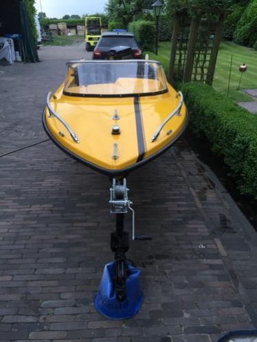 Mooie speedboot merk Tema Marine