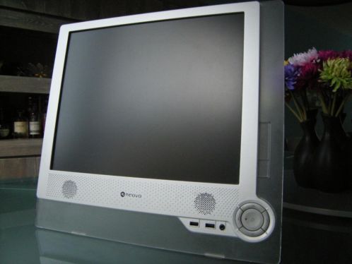 Mooie strakke design monitor 17 inch Neovo M-17