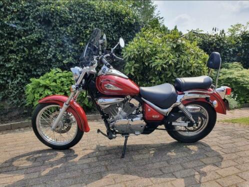 Mooie Suzuki Intruder VL250