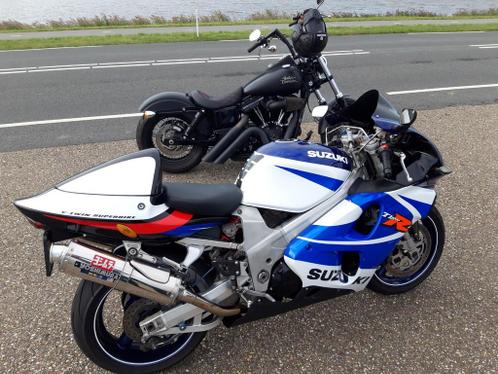 Mooie TL1000R uit 2000.