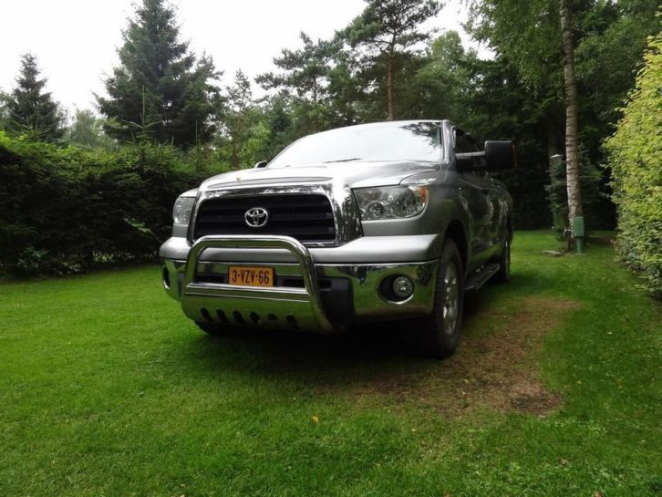 Mooie toyota tundra 5.7 v8 sr5 i-forse