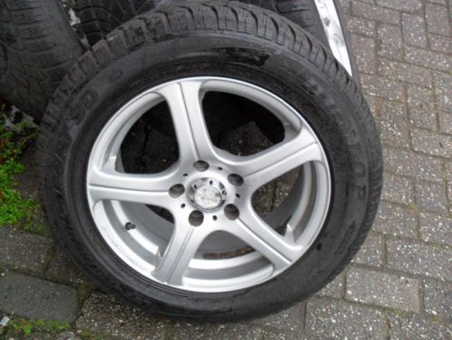 Mooie Velgen met Dunlop Winterbanden 2255516 inch.5x113,4