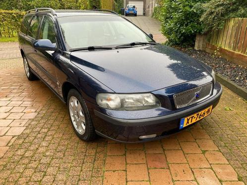 Mooie Volvo V70 2.4 T AWD AUT 2000 Blauw Youngtimer
