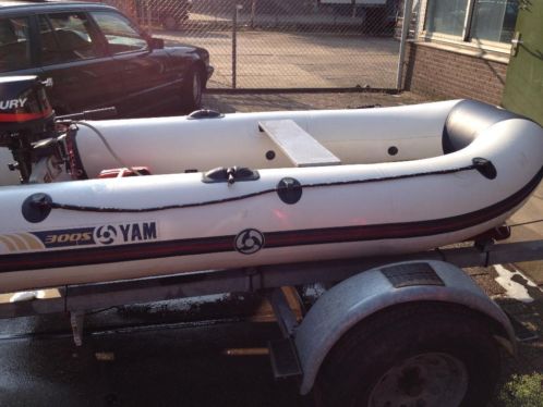 Mooie Yamaha 300s Met Mercury 5pk fourstroke