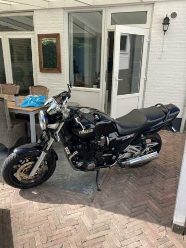 Mooie Yamaha XJR 1200 te koop