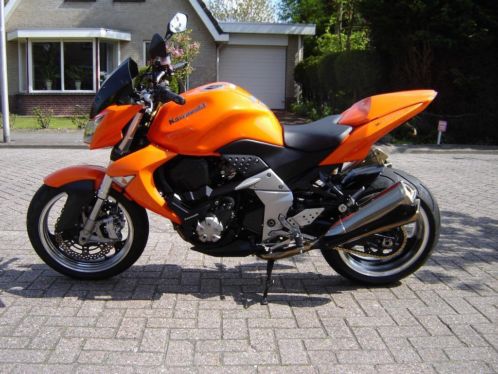 mooie z1000 uit 5-2009 met 22.338km.