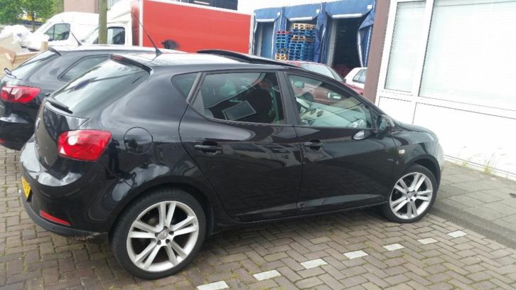 MOOIE ZUINIGE Seat Ibiza 1.4 SPORT UP, NAP, DAKRAAM