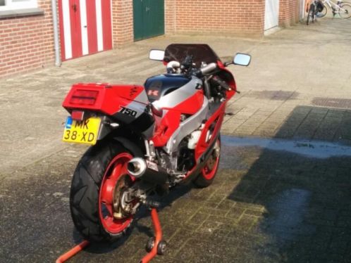 Mooie ZXR750 H1 te koop