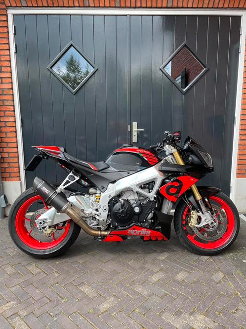 Mooiste Aprilia Tuono V4 ARPC