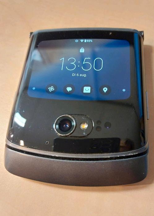 Moterola razr 5G flip telefoon