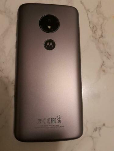 Moto E5  screenprotector  hoesje (fuchsia)