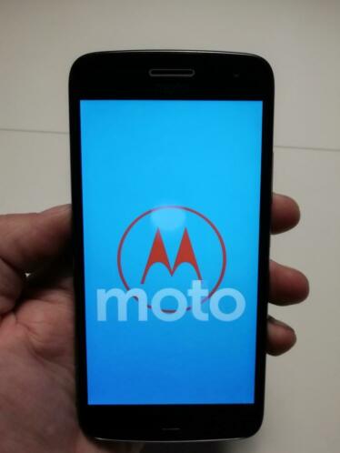 Moto g5 plus 32GB zilver 1 jaar oud