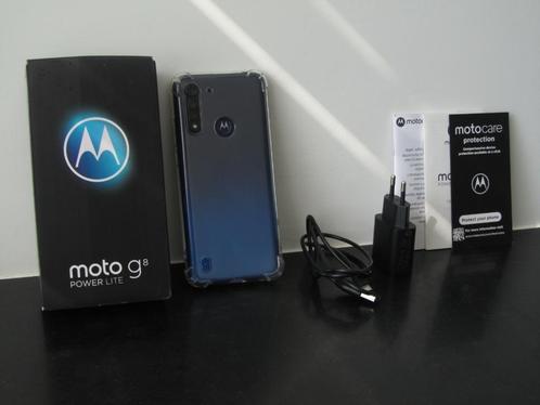 Moto G8 POWER Lite. Incl. acessoires.In originele verpakking