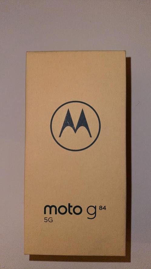 Moto g84 - 5GB ( Nieuw Gesealed) Midnight blue 256 GB