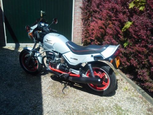 Moto Guzzi V65 Lario