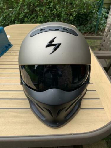 Moto helm scorpion exo combat