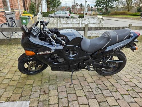 Moto Suzuki AK GSX750F